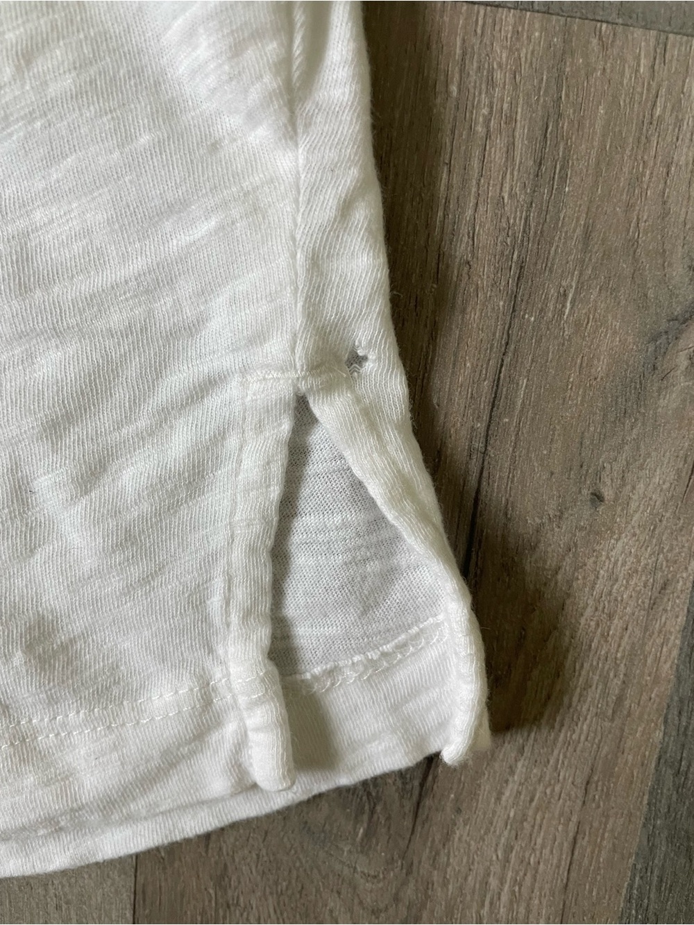 Anthropologie Smocked Yoke Top in White Size Medium - Picture 7 of 7